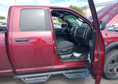 2021 Ram 1500 Classic Warlock 4X4 6'4 Box из США, поврежденный, VIN 1C6RR7GG0MS559705